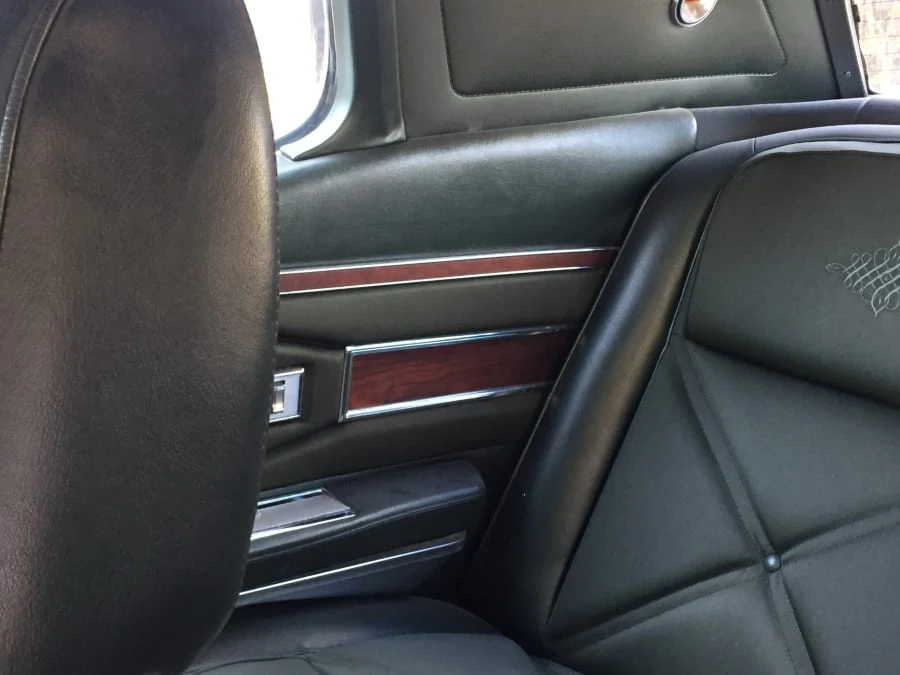 1971 Lincoln Continental Mark III - Image 5 of 10