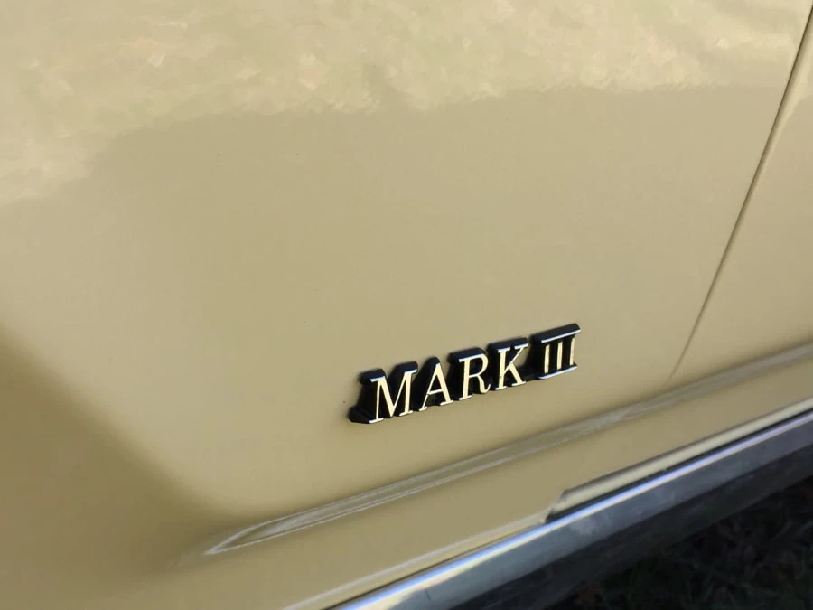 1971 Lincoln Continental Mark III - Image 7 of 10
