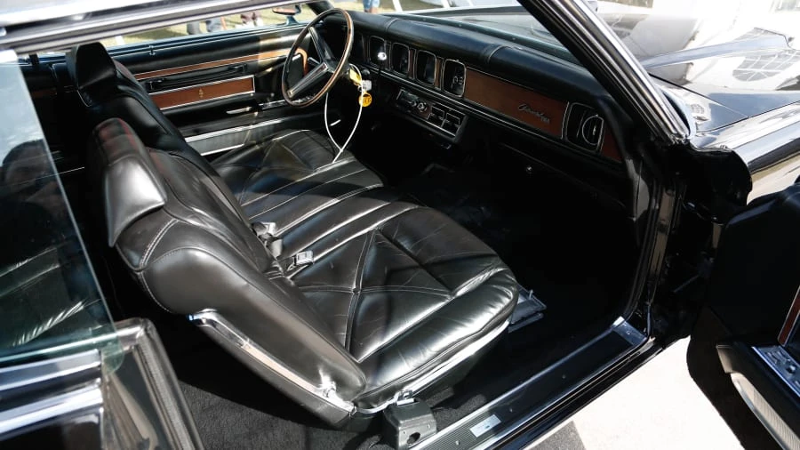 1971 Lincoln Continental Mark III - Image 5 of 8