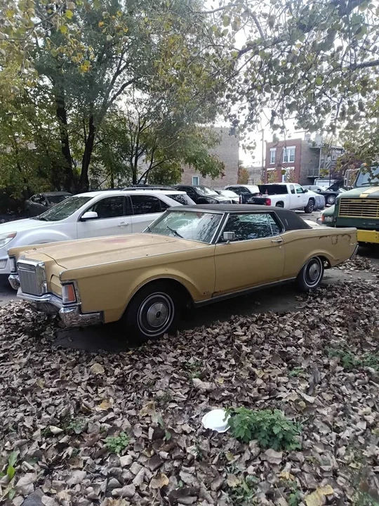 1971 Lincoln Continental 5th Gen - Image 2 of 4