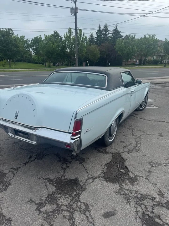 1971 Lincoln Continental Mark III - Image 8 of 10