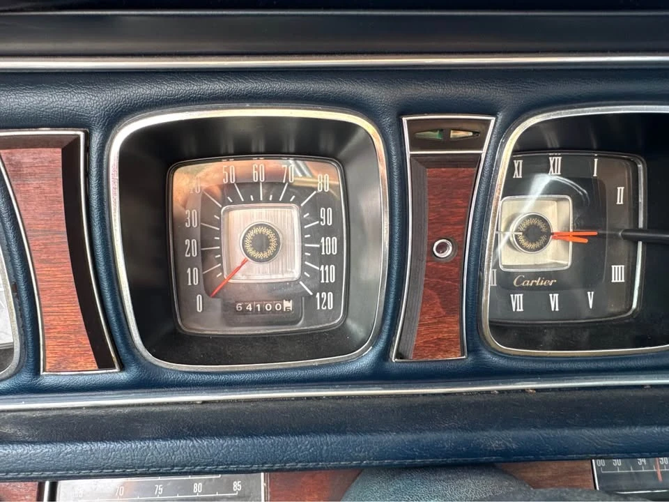 1971 Lincoln Continental Mark III - Image 2 of 10
