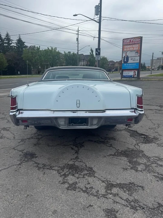 1971 Lincoln Continental Mark III - Image 7 of 10