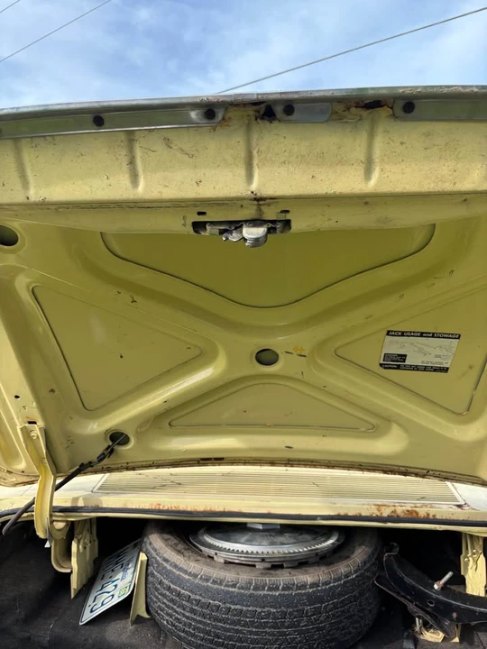 1971 Lincoln Continental Mark III - Image 14 of 20