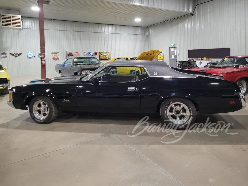 1971 Mercury Cougar 2nd Gen - Image 2 of 2