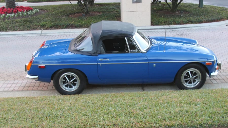 1971 MG MGB Roadster - Image 2 of 8