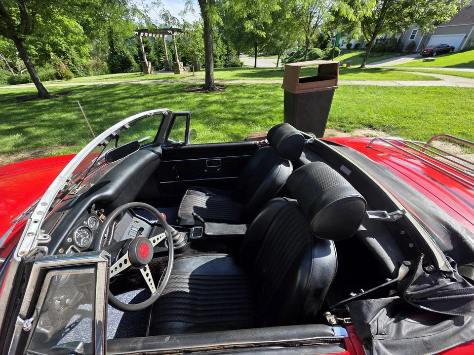 1971 MG MGB Roadster - Image 19 of 24