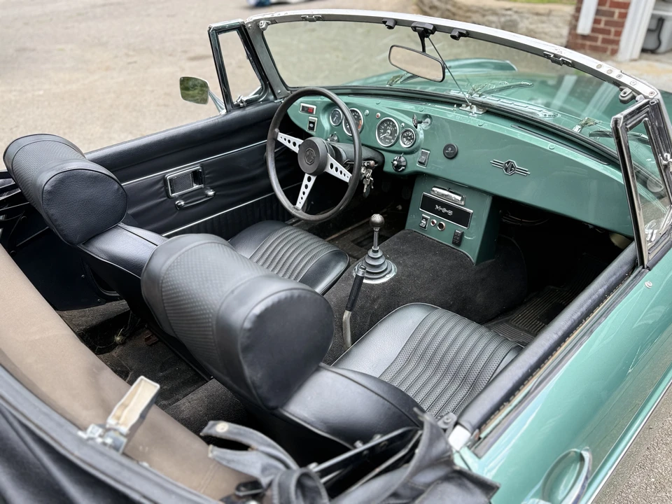 1971 MG MGB Roadster - Image 6 of 12