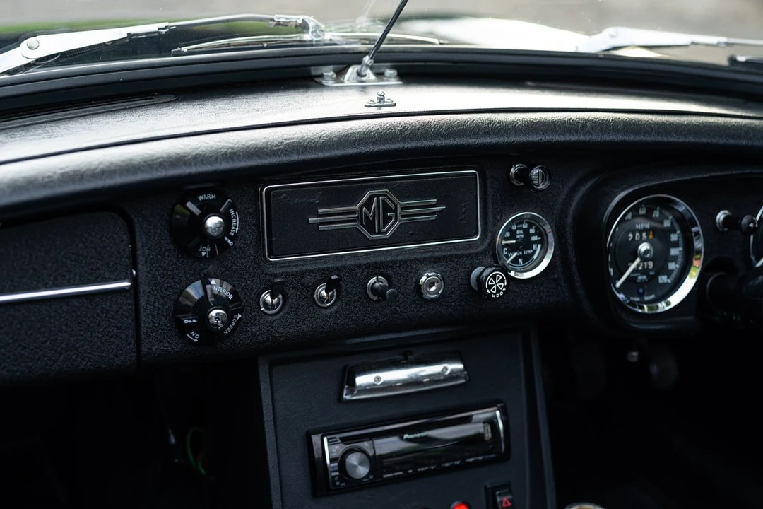 1971 MG MGB Roadster - Image 22 of 30