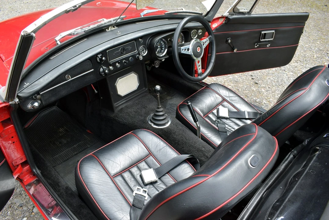 1972 MG MGB Roadster - Image 30 of 30