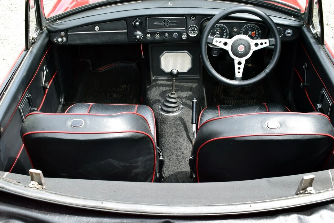 1972 MG MGB Roadster - Image 20 of 30