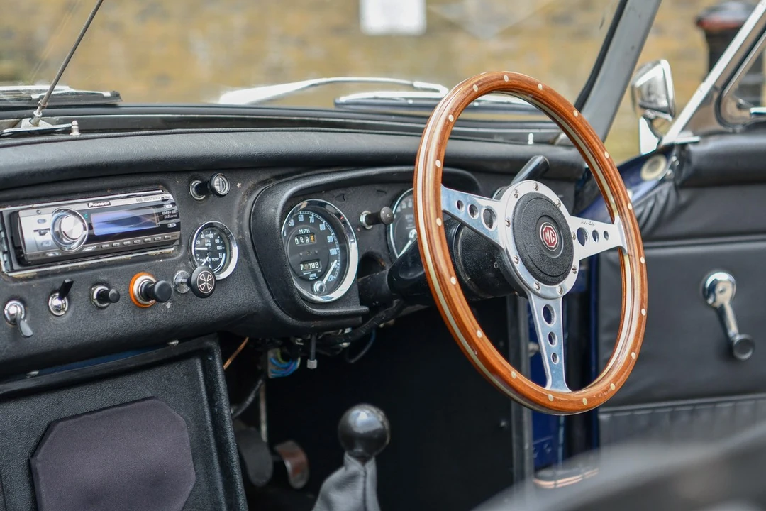 1972 MG MGB Roadster - Image 30 of 30