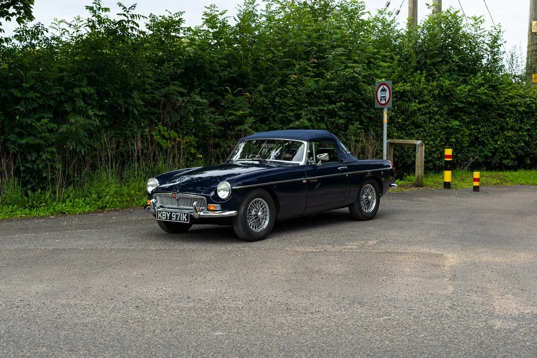 1971 MG MGB Roadster - Image 2 of 30