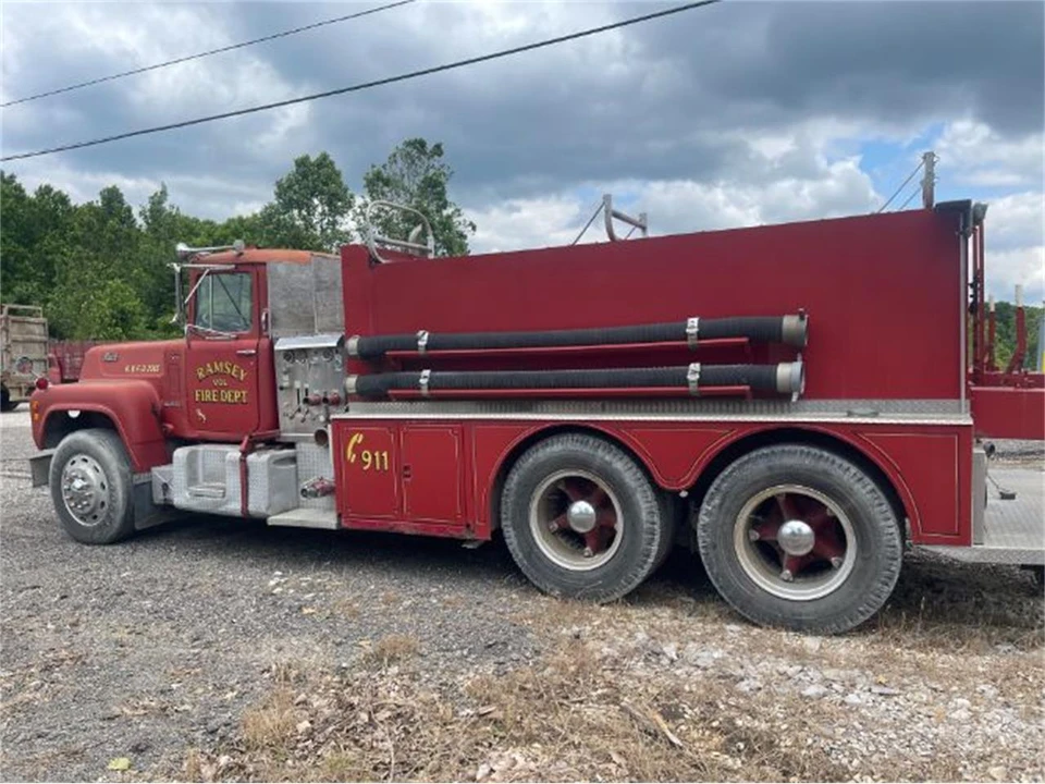 1971 Mack - Image 3 of 25