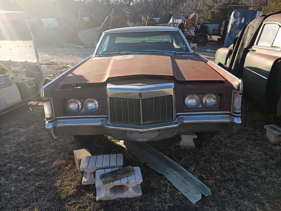 1971 Lincoln Continental Mark III - Image 7 of 7