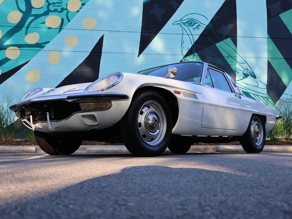 1971 Mazda L10A/L10B Cosmo - Image 2 of 31