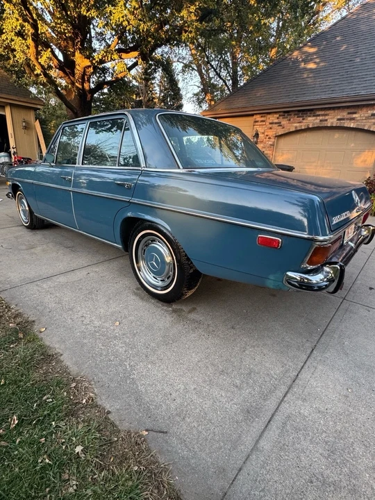 1971 Mercedes-Benz W114 & W115 - Image 12 of 21