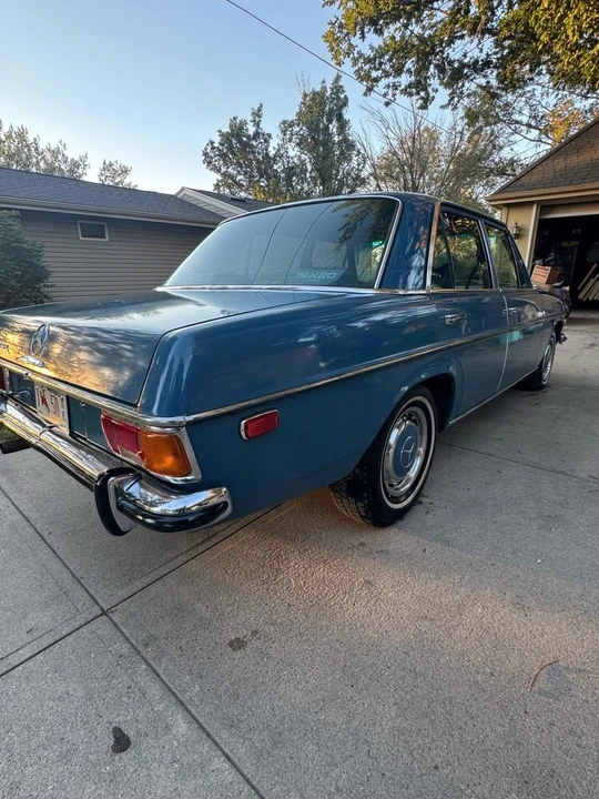 1971 Mercedes-Benz W114 & W115 - Image 15 of 21