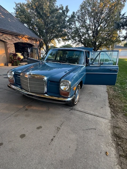 1971 Mercedes-Benz W114 & W115 - Image 19 of 21