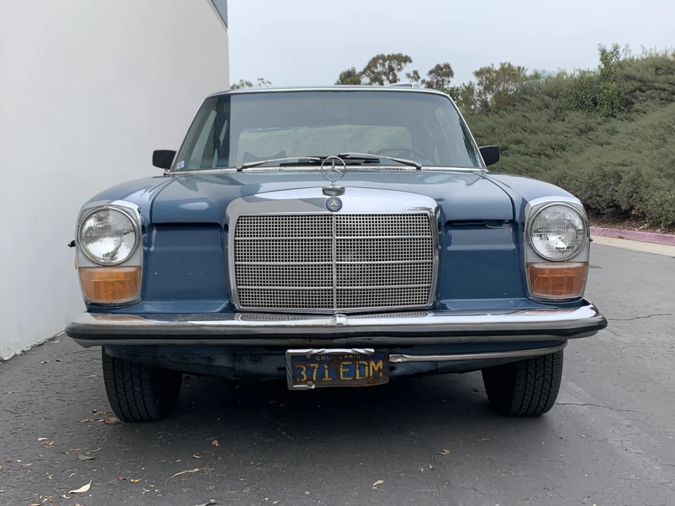 1971 Mercedes-Benz W114 & W115 - Image 3 of 31