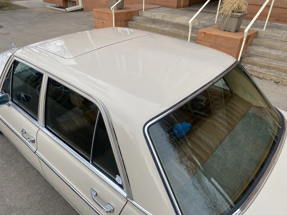 1971 Mercedes-Benz W114 & W115 - Image 30 of 31