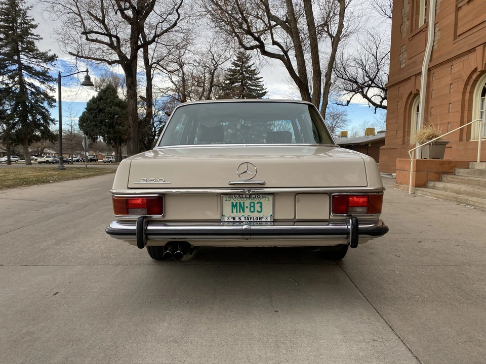1971 Mercedes-Benz W114 & W115 - Image 20 of 31