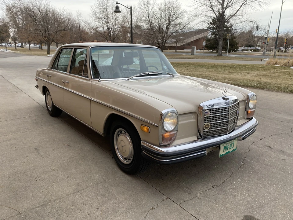 1971 Mercedes-Benz W114 & W115 - Image 5 of 31