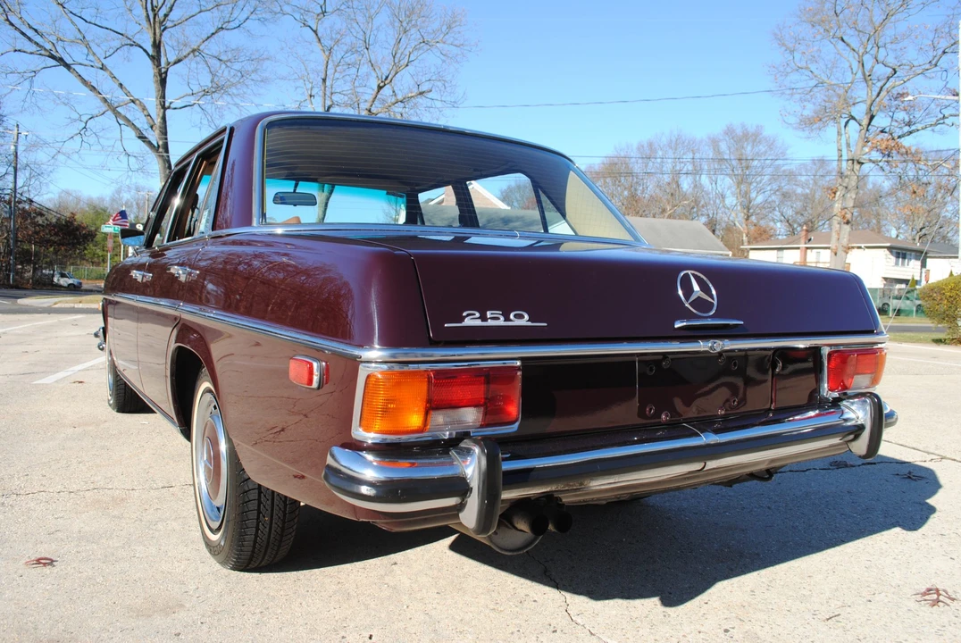 1971 Mercedes-Benz W114 & W115 - Image 18 of 31