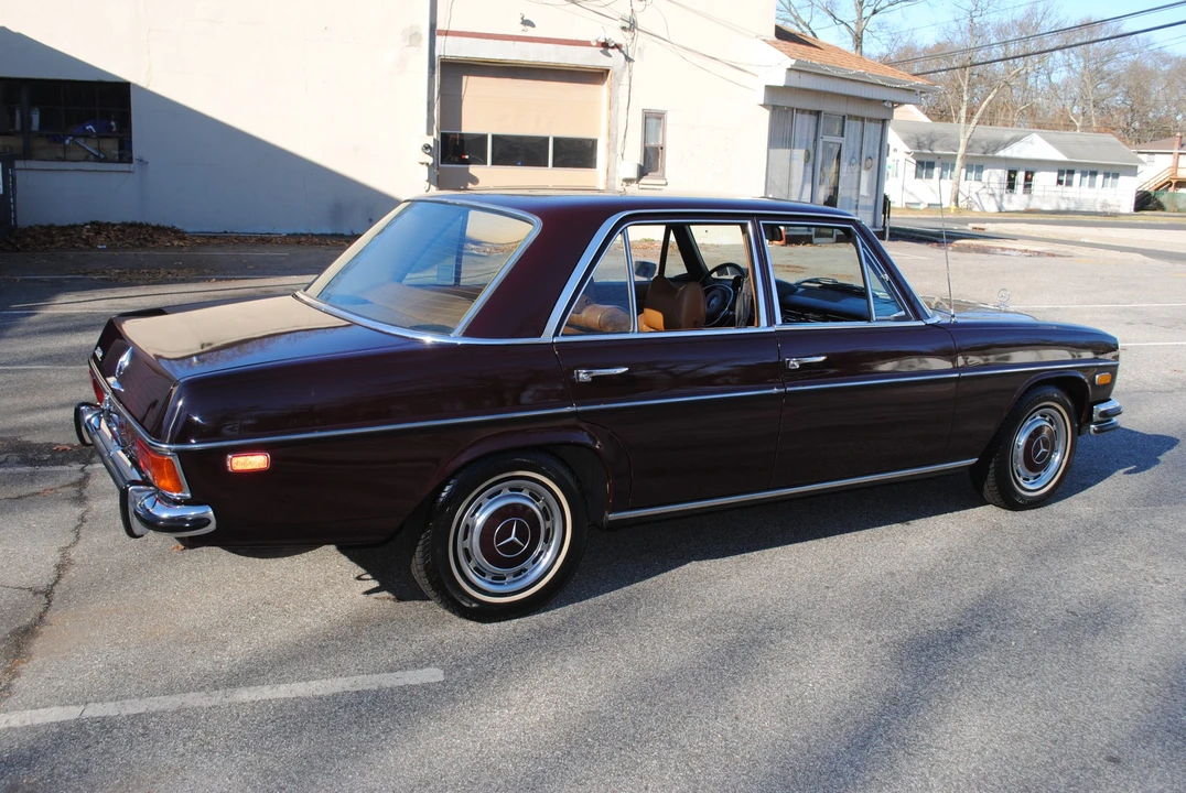 1971 Mercedes-Benz W114 & W115 - Image 11 of 31