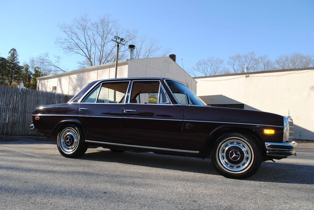 1971 Mercedes-Benz W114 & W115 - Image 8 of 31