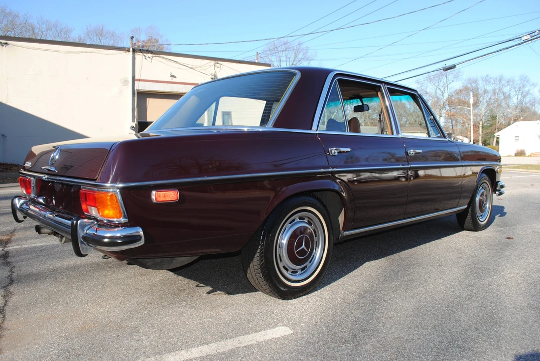 1971 Mercedes-Benz W114 & W115 - Image 12 of 31