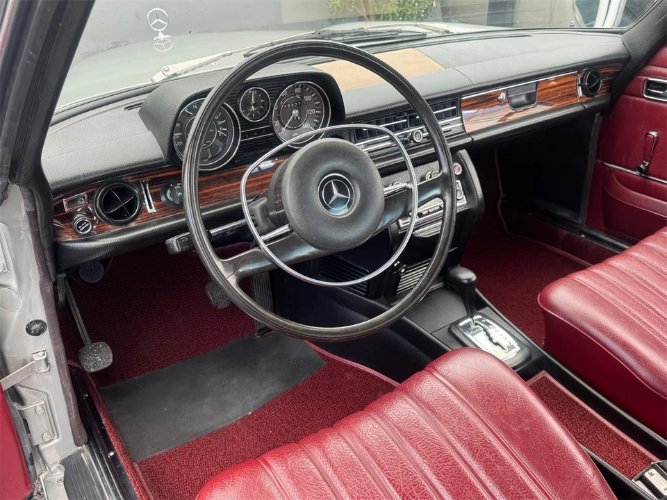 1971 Mercedes-Benz W114 & W115 - Image 18 of 31