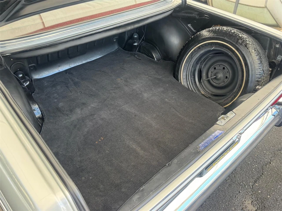 1971 Mercedes-Benz W114 & W115 - Image 23 of 31