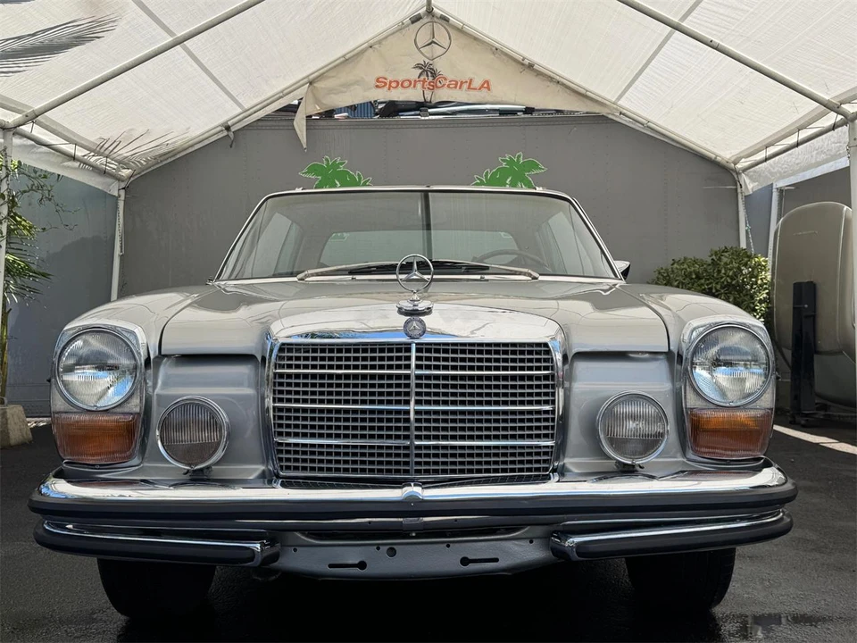 1971 Mercedes-Benz W114 & W115 - Image 11 of 31