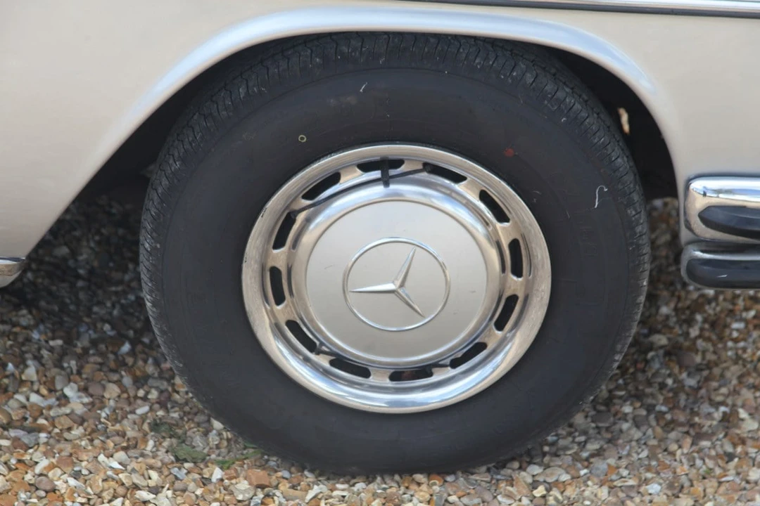 1971 Mercedes-Benz W114 & W115 - Image 28 of 30
