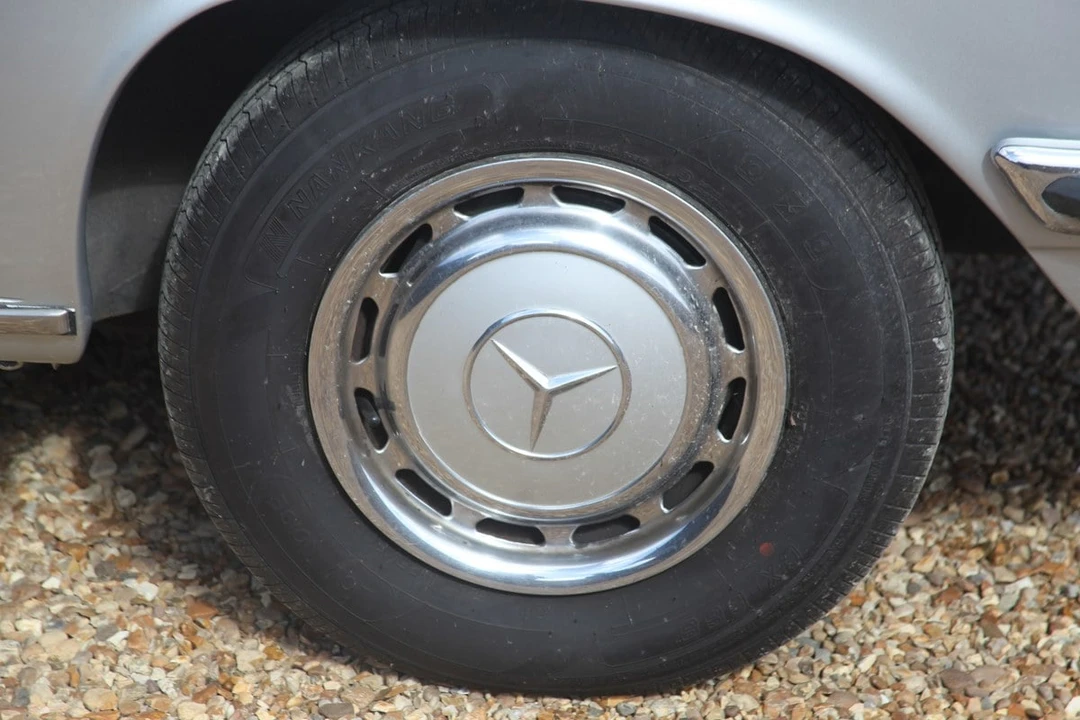 1971 Mercedes-Benz W114 & W115 - Image 25 of 30
