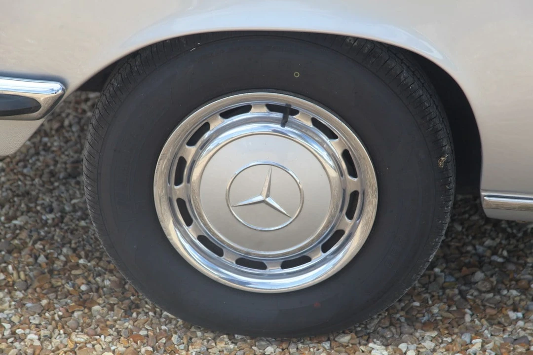 1971 Mercedes-Benz W114 & W115 - Image 27 of 30