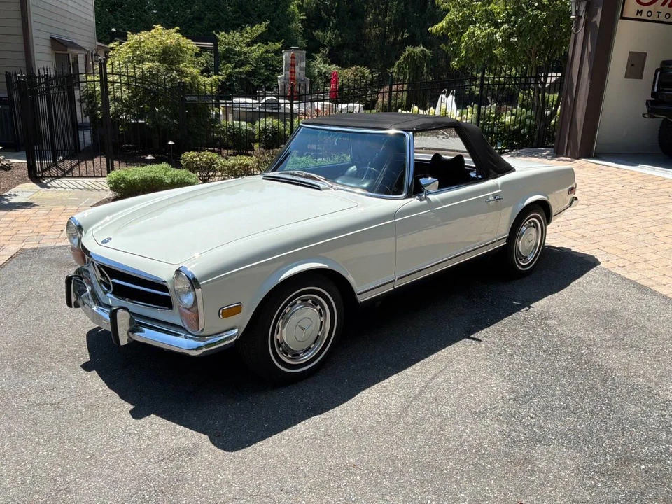 1971 Mercedes-Benz W108 & W109 - Image 3 of 31
