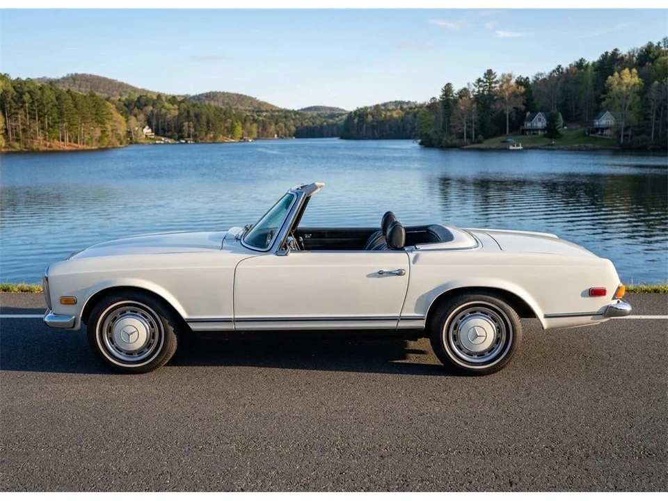 1971 Mercedes-Benz W108 & W109 - Image 2 of 31
