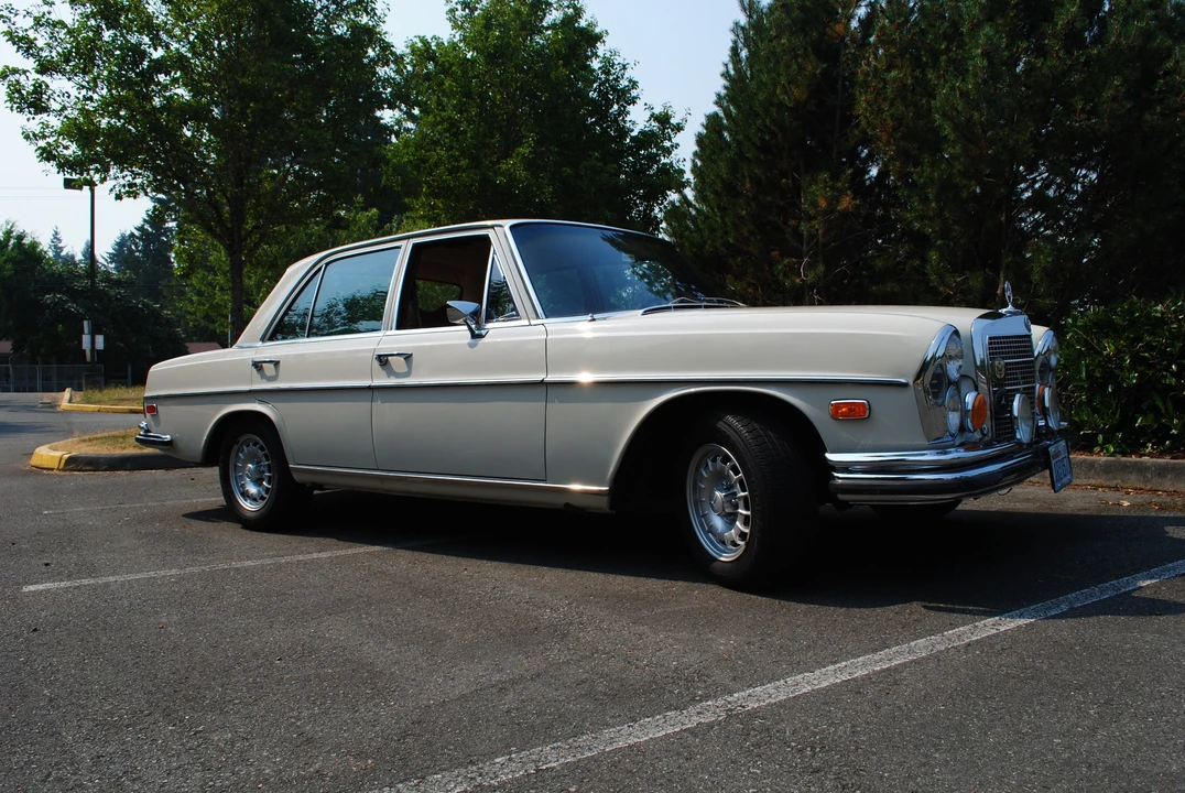1971 Mercedes-Benz W108 & W109 - Image 3 of 31