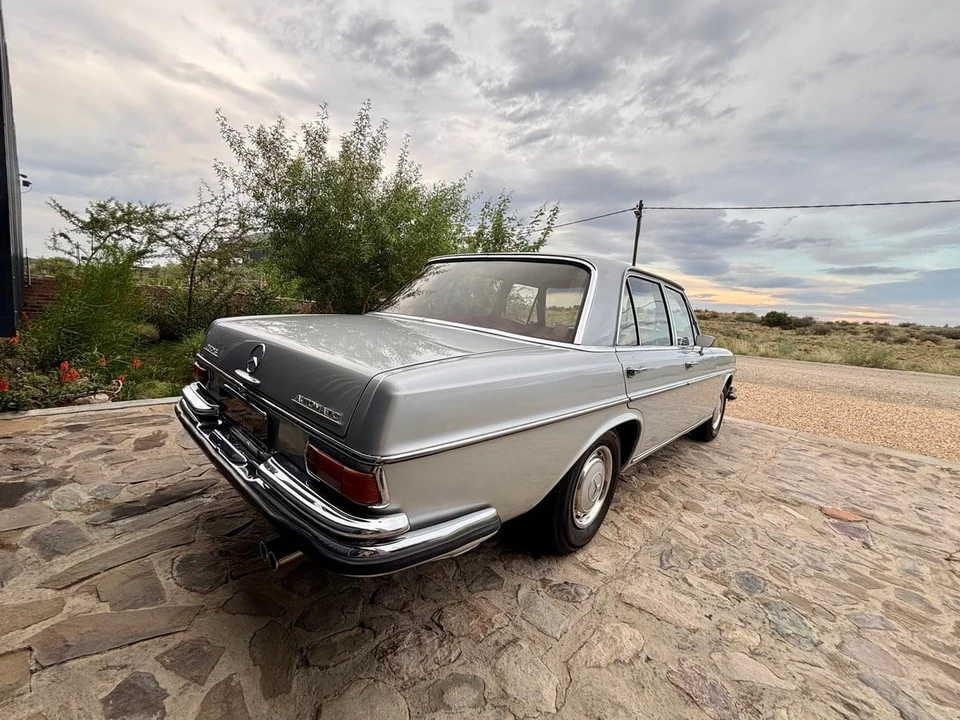 1971 Mercedes-Benz W108 & W109 - Image 10 of 31