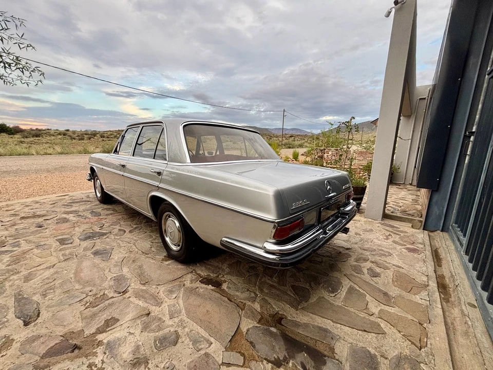 1971 Mercedes-Benz W108 & W109 - Image 12 of 31