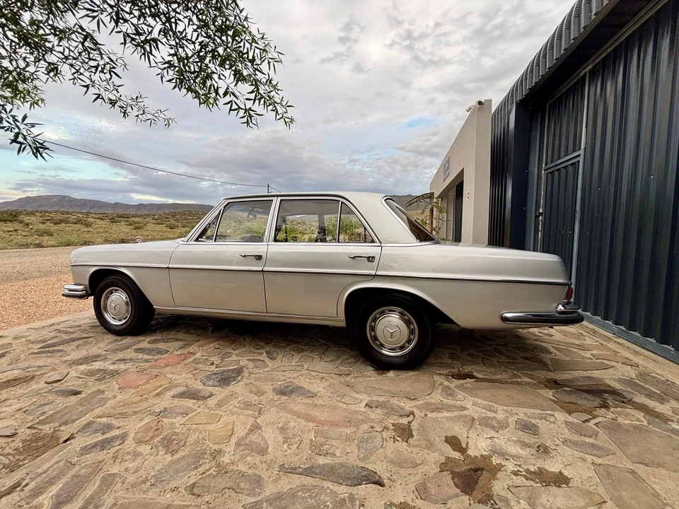 1971 Mercedes-Benz W108 & W109 - Image 14 of 31