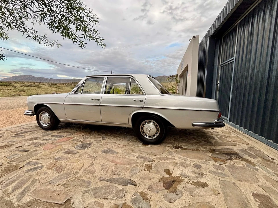 1971 Mercedes-Benz W108 & W109 - Image 15 of 31