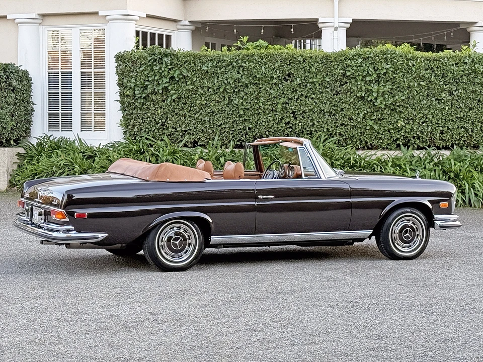 1971 Mercedes-Benz W111 280SE 3.5 Cabriolet - Image 17 of 31