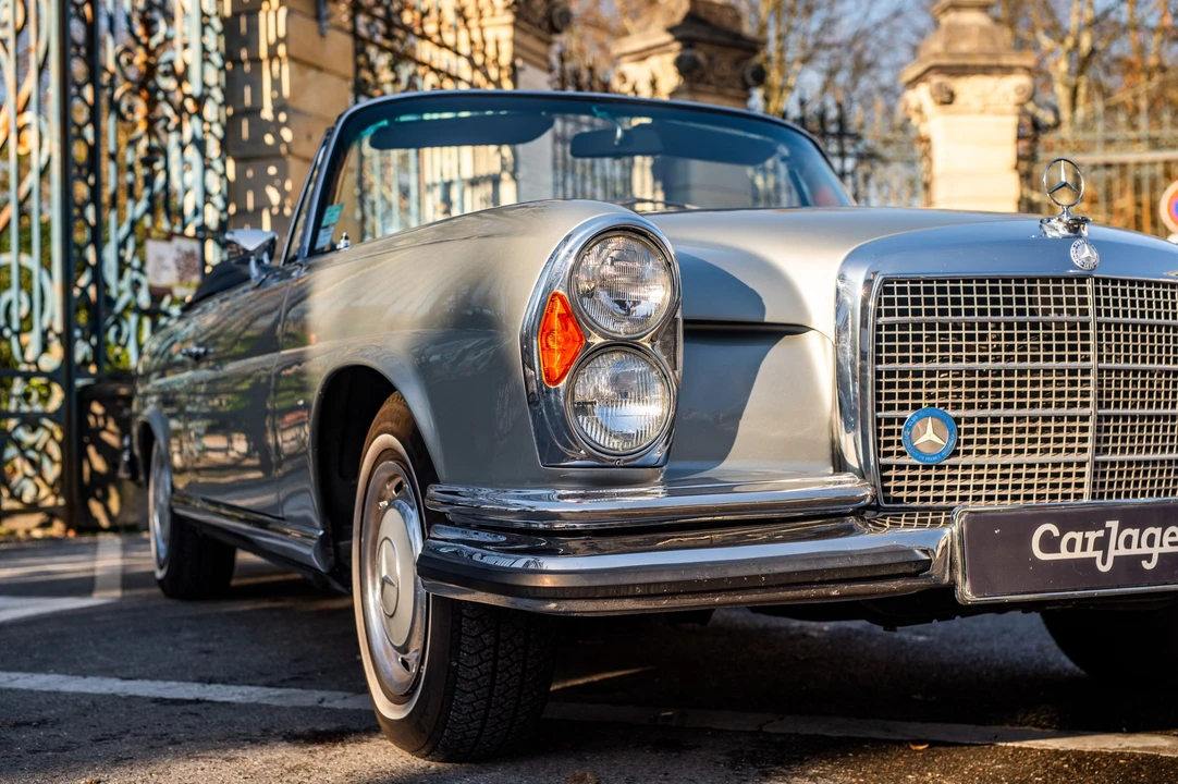 1971 Mercedes-Benz W111 280SE 3.5 Cabriolet - Image 28 of 31
