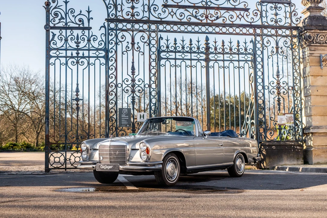 1971 Mercedes-Benz W111 280SE 3.5 Cabriolet - Image 3 of 31