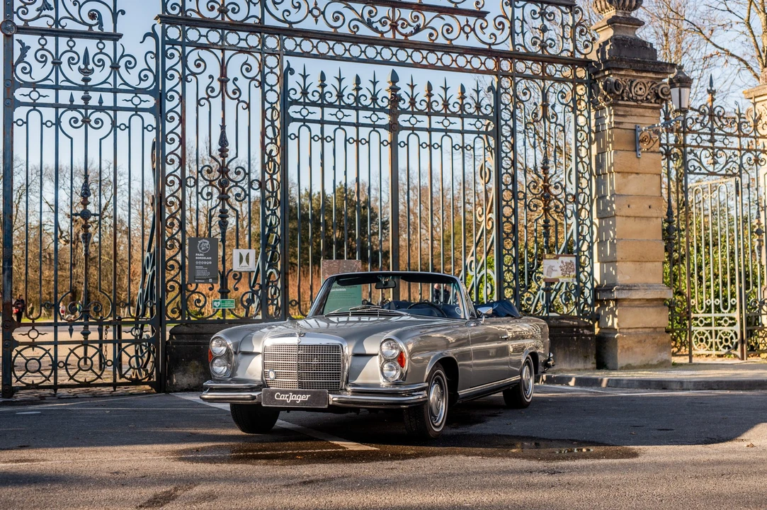 1971 Mercedes-Benz W111 280SE 3.5 Cabriolet - Image 6 of 31