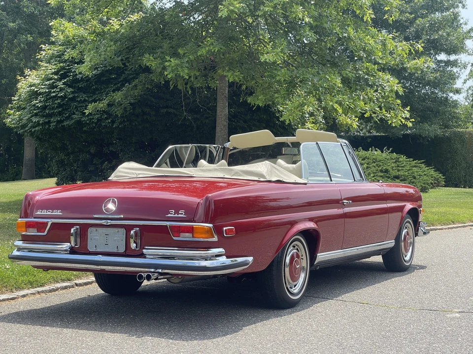 1971 Mercedes-Benz W111 280SE 3.5 Cabriolet - Image 22 of 31