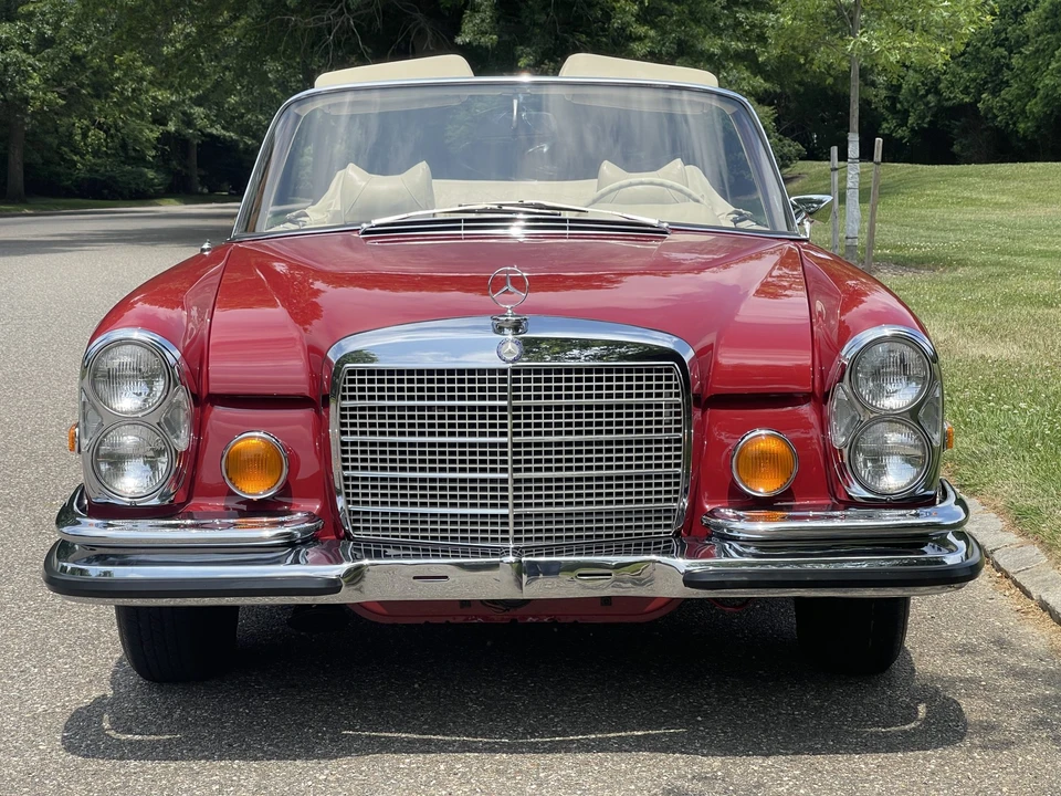1971 Mercedes-Benz W111 280SE 3.5 Cabriolet - Image 6 of 31